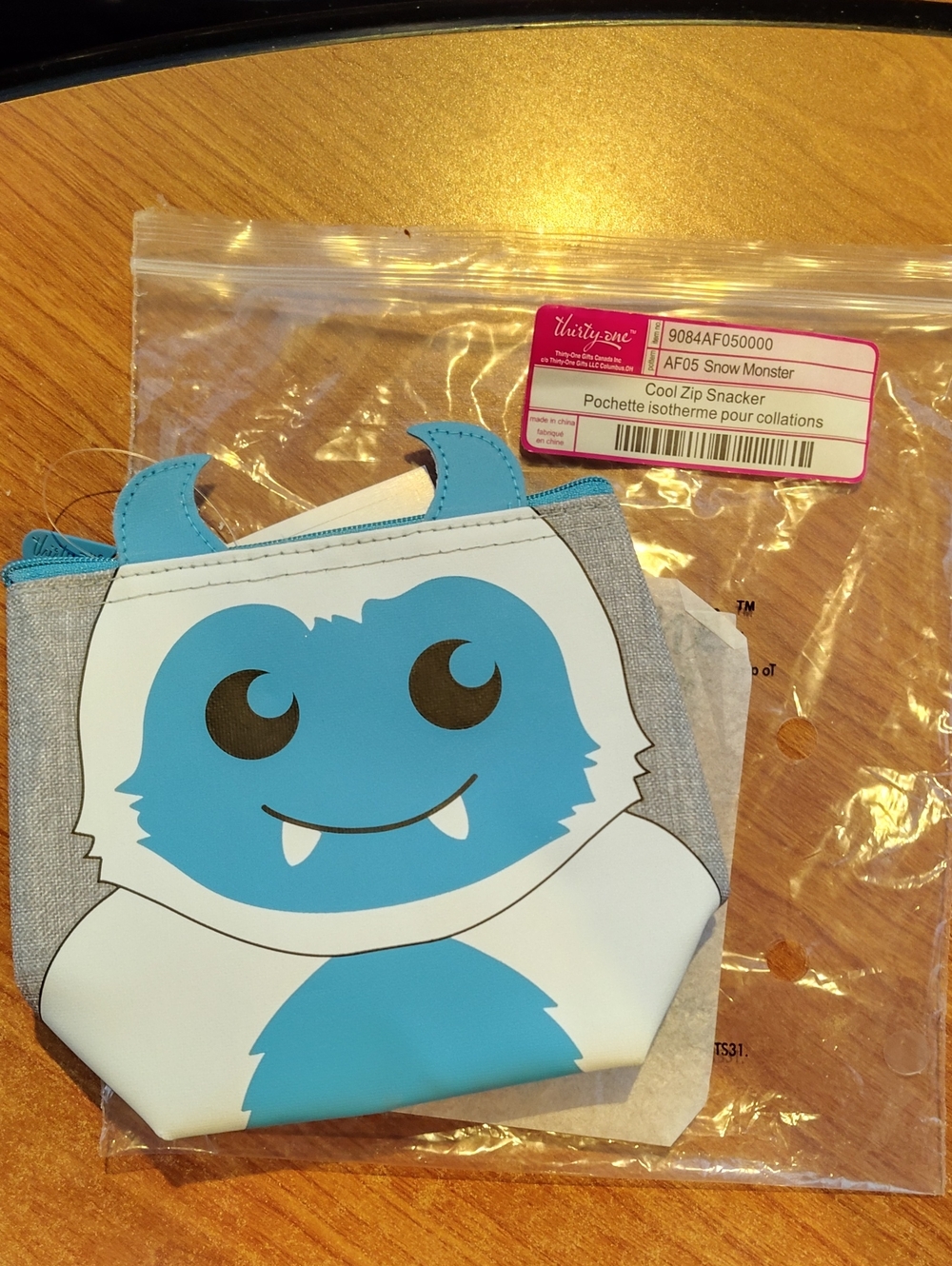 thirty-one Blue Snow Monster Kids Snack Pouch